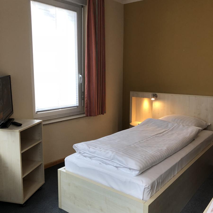 Hotel Select بوروسيا مونشنغلادباخ المظهر الخارجي الصورة
